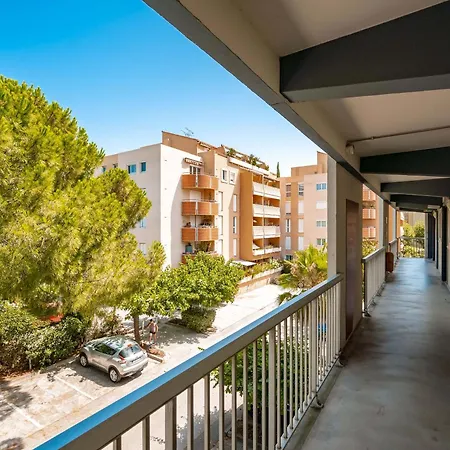 B&B Hôtel Hyeres 2* Hyères