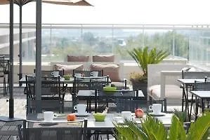 B&B Hotel Hyeres 2*