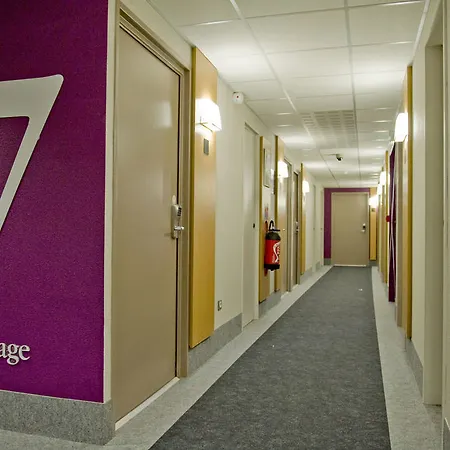 B&B Hotel Hyeres Szálloda 2*