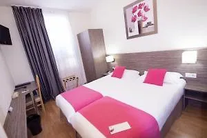 B&B Hôtel Hyeres 2* Hyères