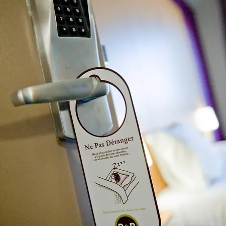 B&B Hotel Hyeres Отель Йер
