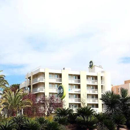 B&B Hotel Hyeres Йер