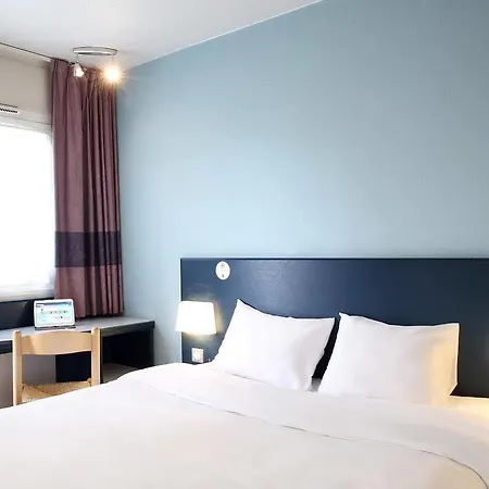 B&B Hotel Hyeres 2* Йер