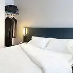 מלון B&B Hotel Hyeres 2*