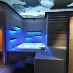 Hotel B&B Hotel Hyeres 2*