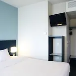 B&B Hotel Hyeres מלון הייר
