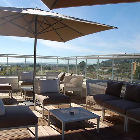 B&B Hôtel Hyeres 2*