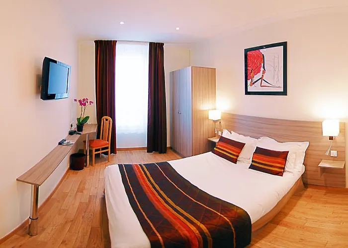 Hotel B&B Hotel Hyeres Hyères