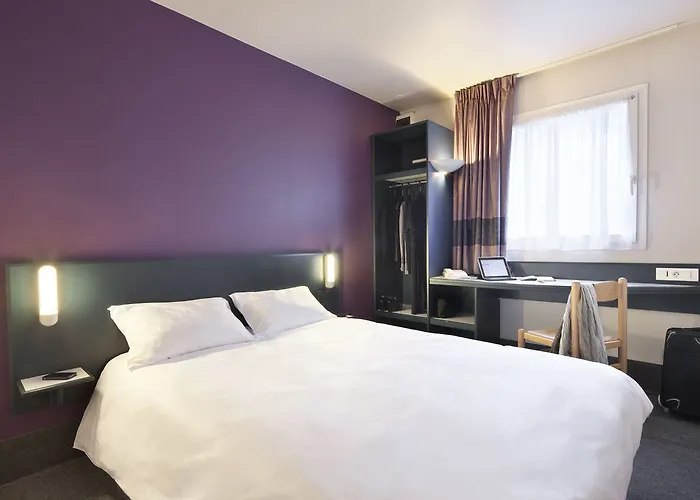 B&B Hotel Hyeres 2*